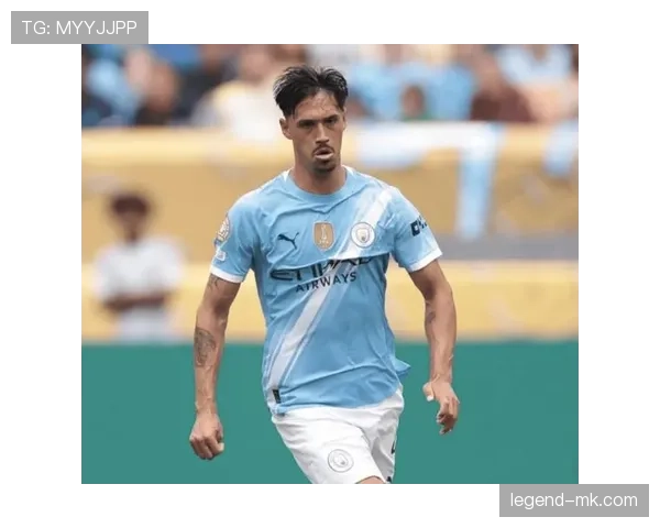 克鲁伊夫式传球掀起战术革命,引领现代足球进攻艺术新潮流 克鲁伊夫式传球掀起战术革命,引领现代足球进攻艺术新潮流