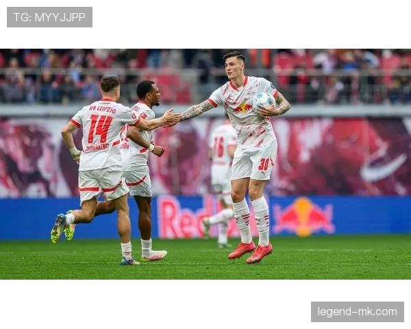 伊萨克从边锋到中锋的战术角色演变解析