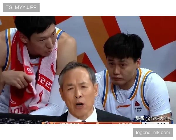 周琦出门背个包像拎着20万，我看着工资条沉默